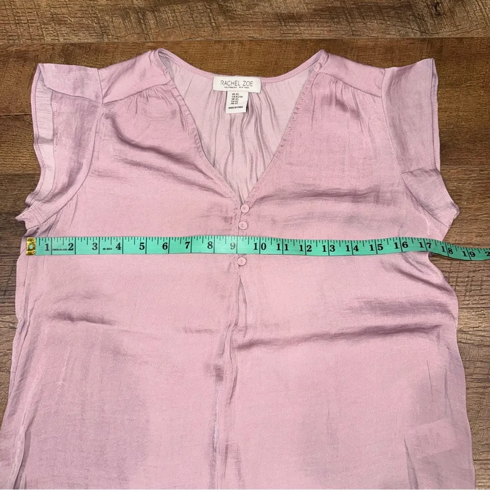 Rachel Zoe Cute Ruffle Sleeve Flowy V-Neck Shiny Fabric Blouse - Image 10