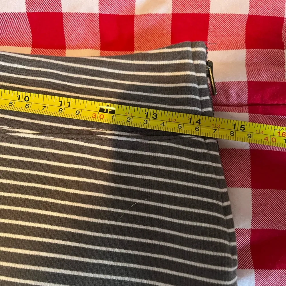 Gap knit stripe mini skirt - Image 4