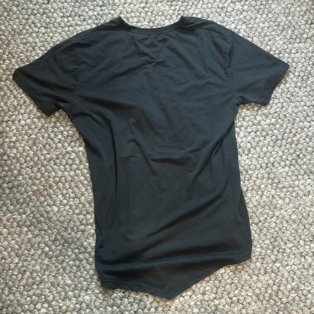 Trillnation Black Grey Asymmetrical Zip Tee Size Large - Image 10