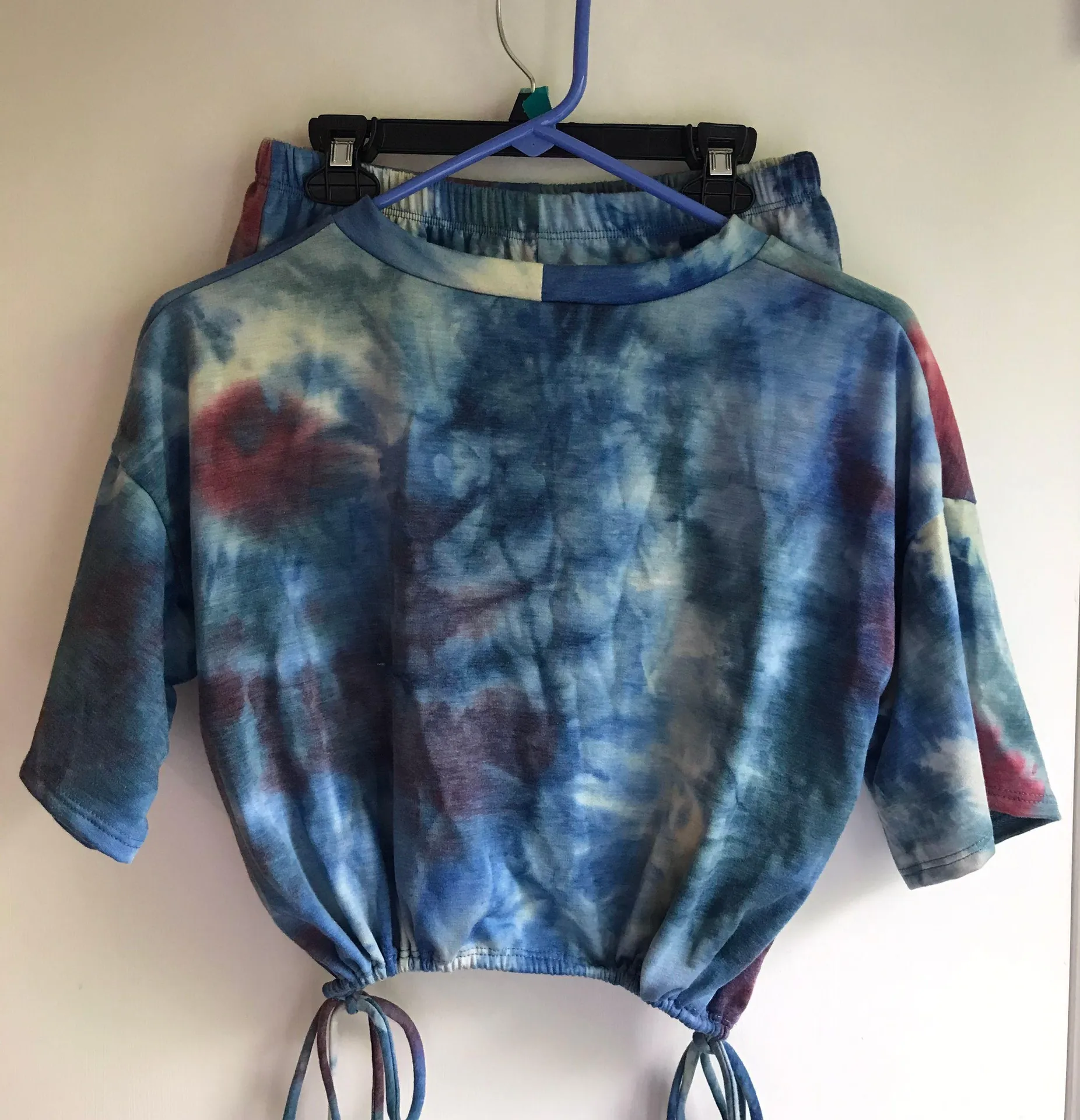 Tye-Dye Shorts And Crop Tee Set - Image 2