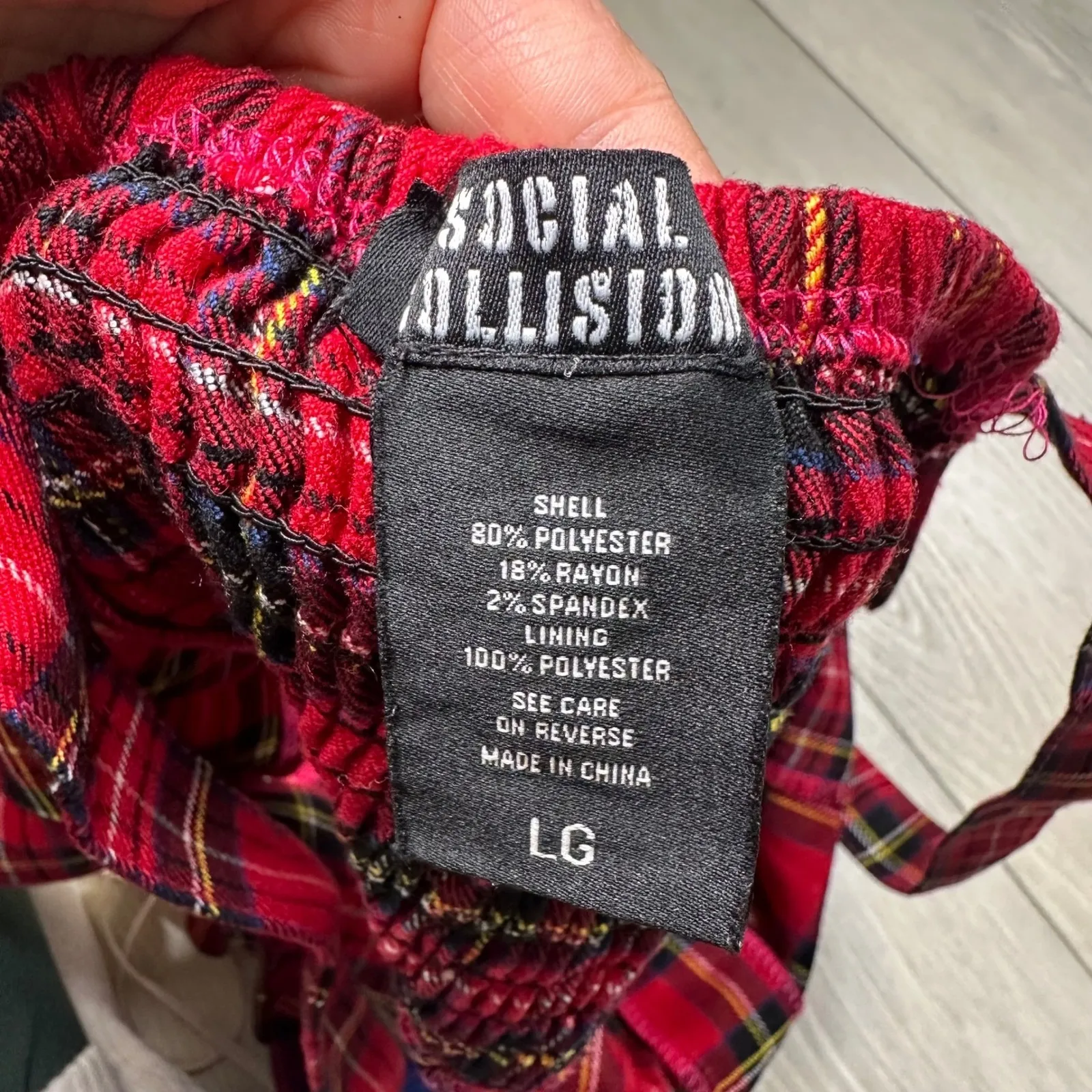 Social Collision Hot Topic plaid gothic crop tank buckle grunge punk Christmas L Red Size L - Image 8