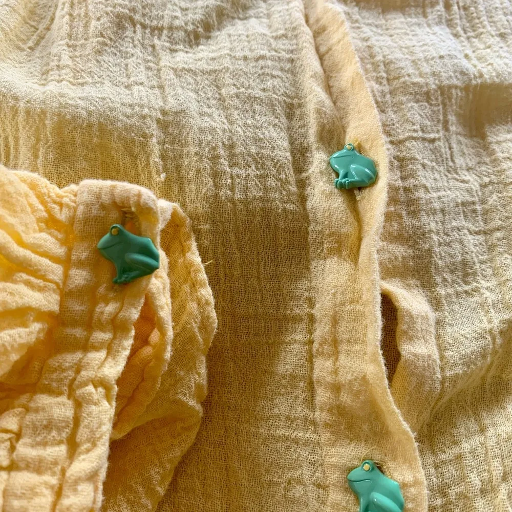 Yellow Lightweight Shirt With Frog Buttons - Image 4