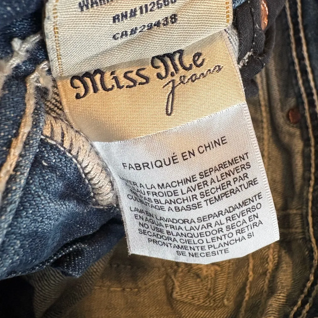 Miss Me "Versailles" cuffed capris w leather decor low rise distressed Sz 25 428 - Image 10