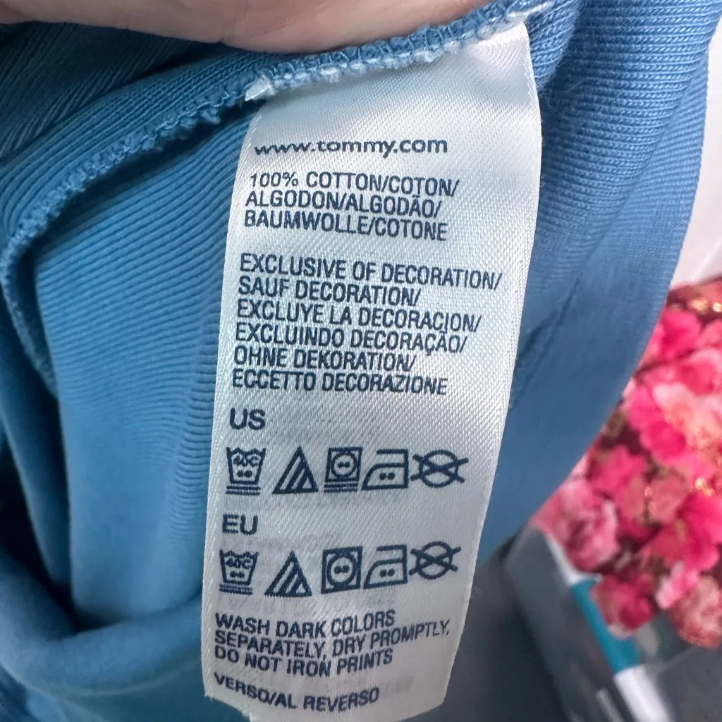 Tommy Hilfiger Blue Top Size Medium EUC - Image 7