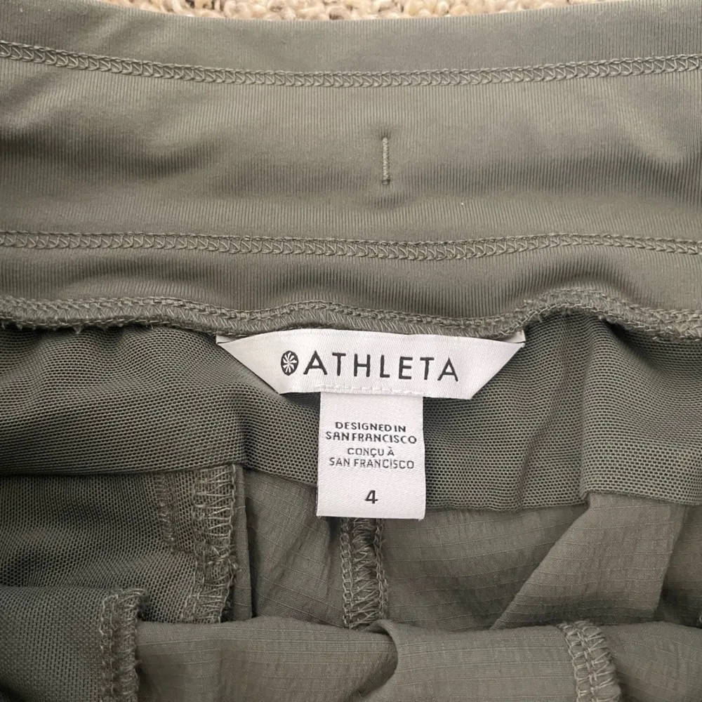 Women’s Athleta Trekkie North Outdoor Jogger Pants Forest Green Size 4 - Image 5