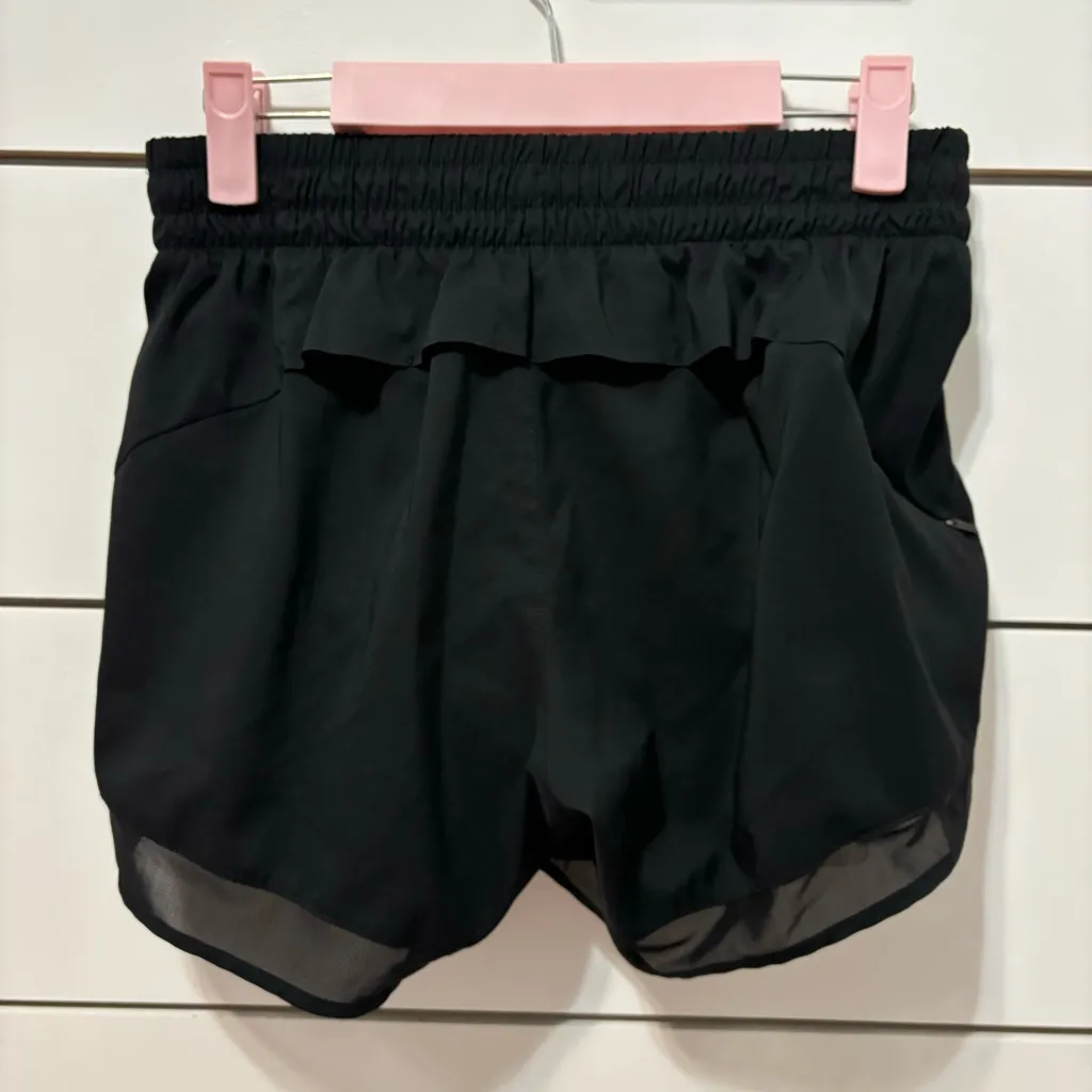 Athleta Mesh Racer Run Shorts 4” - Image 2