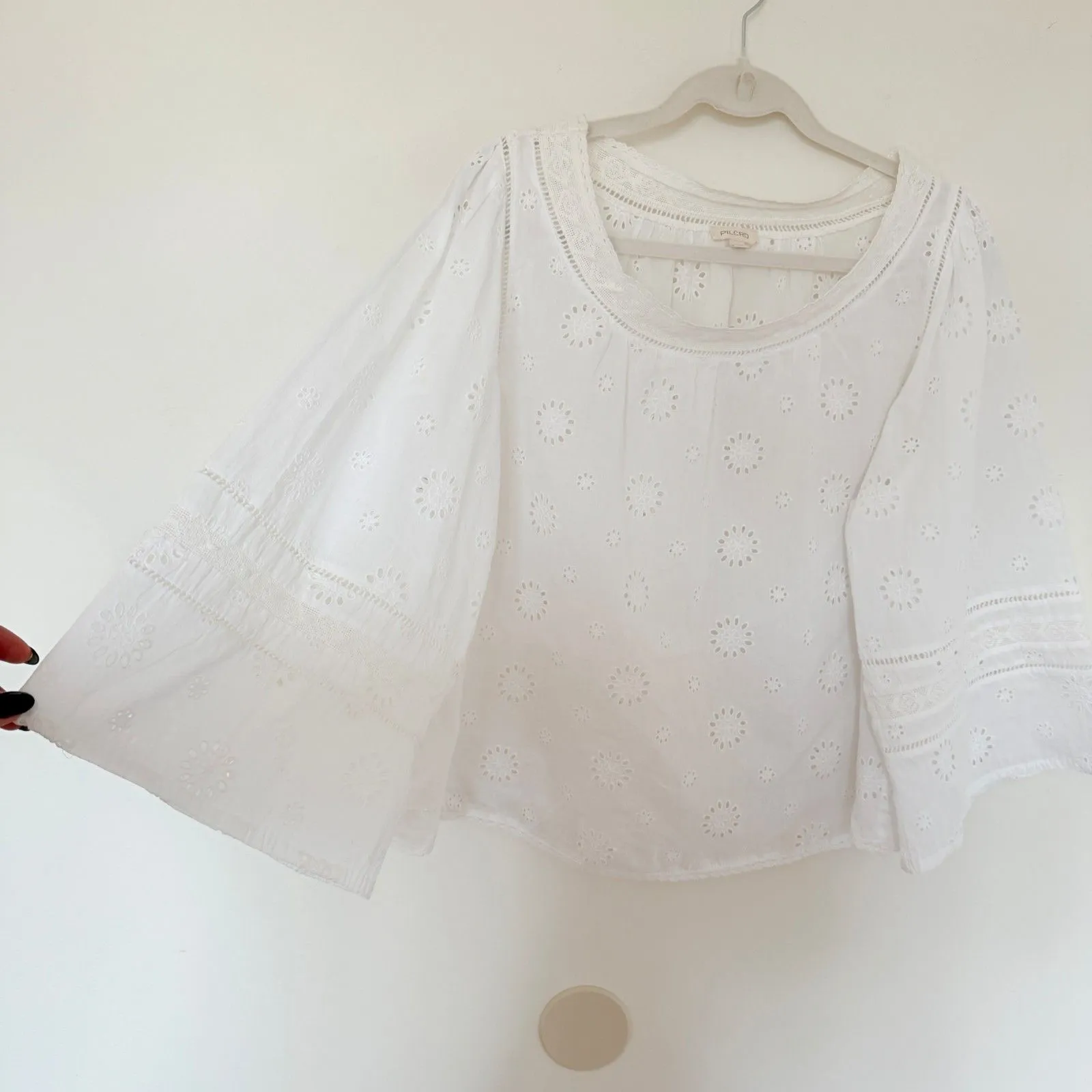 Pilcro Long Sleeve Eyelet Swing Blouse Cotton Whimsical Romantic Boho Top Sz M - Image 4