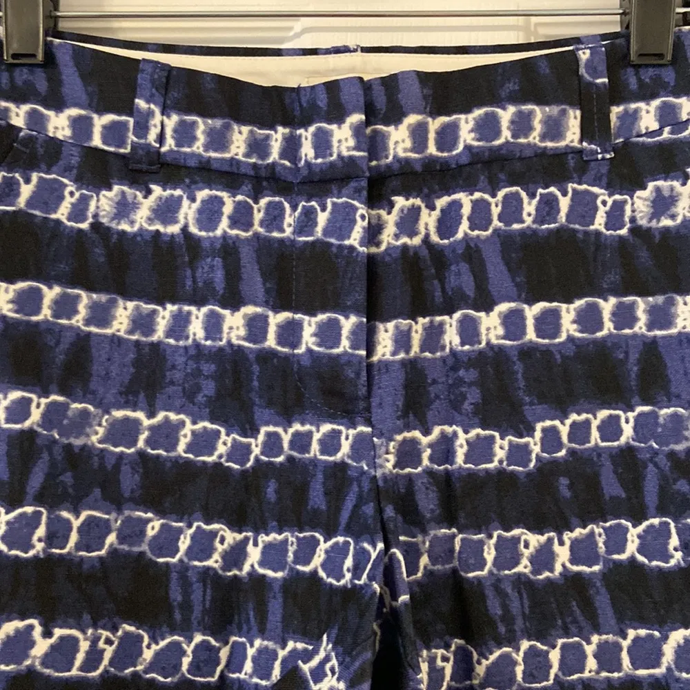 J.Crew Linen Shorts size 2 inseam 5” blue and white brand new with tag - Image 2