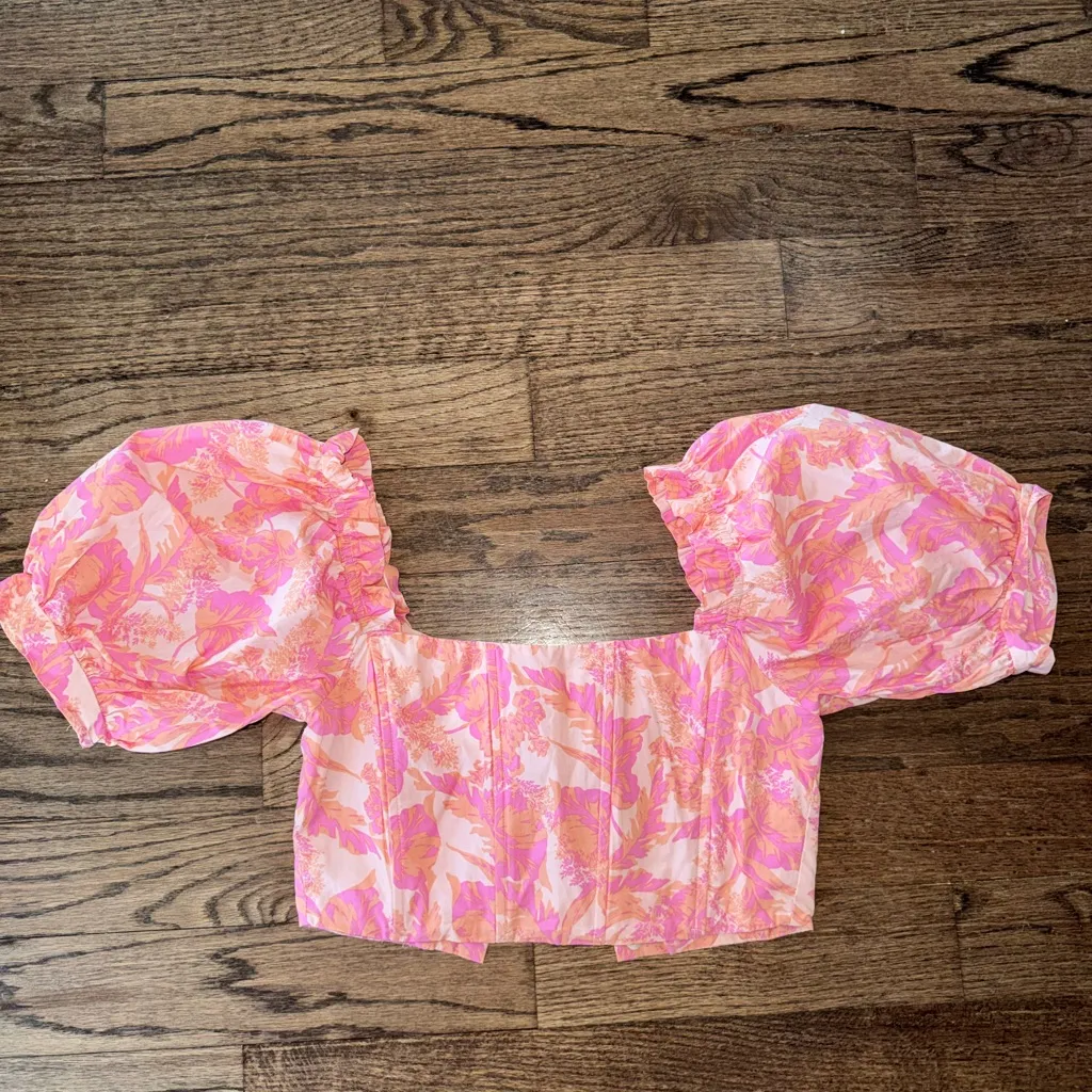 Karlie Poplin Puff Sleeve Floral Crop Top Corset Tie Open Back Medium Pink - Image 3