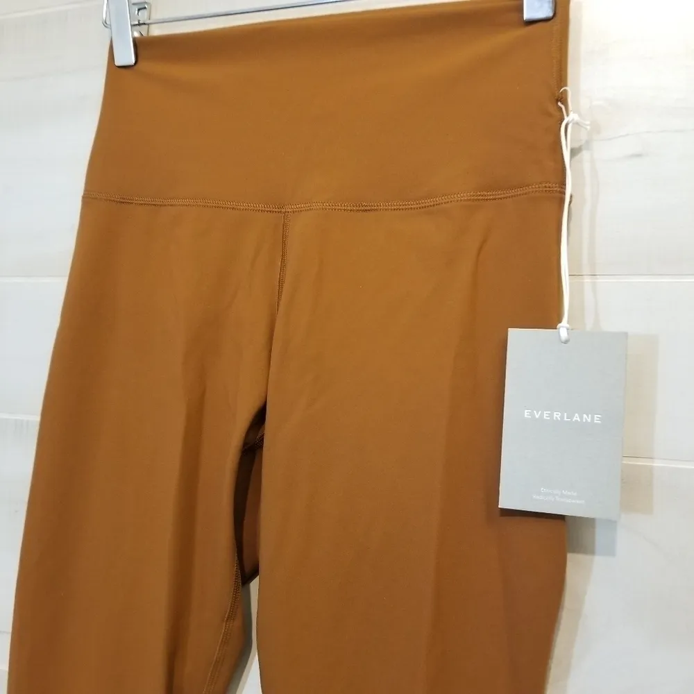 {S} NWT Everlane ReNew The Perform Legging Amber Regular Length - Image 6