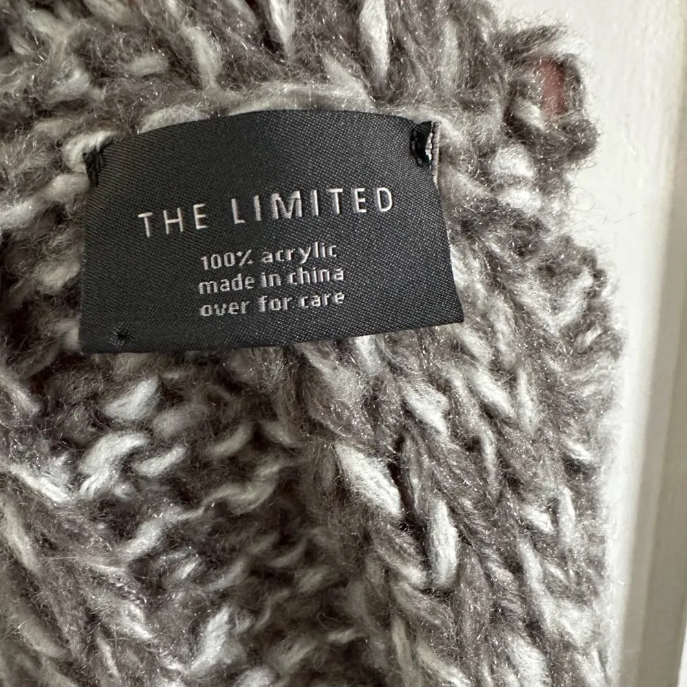 Winter Wrap - Image 2