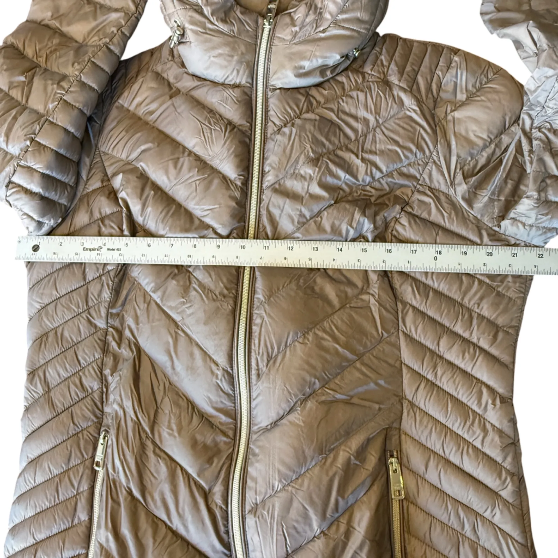 MICHAEL Michael Kors Hooded Packable Puffer Coat Size Large Color Taupe Tan - Image 9