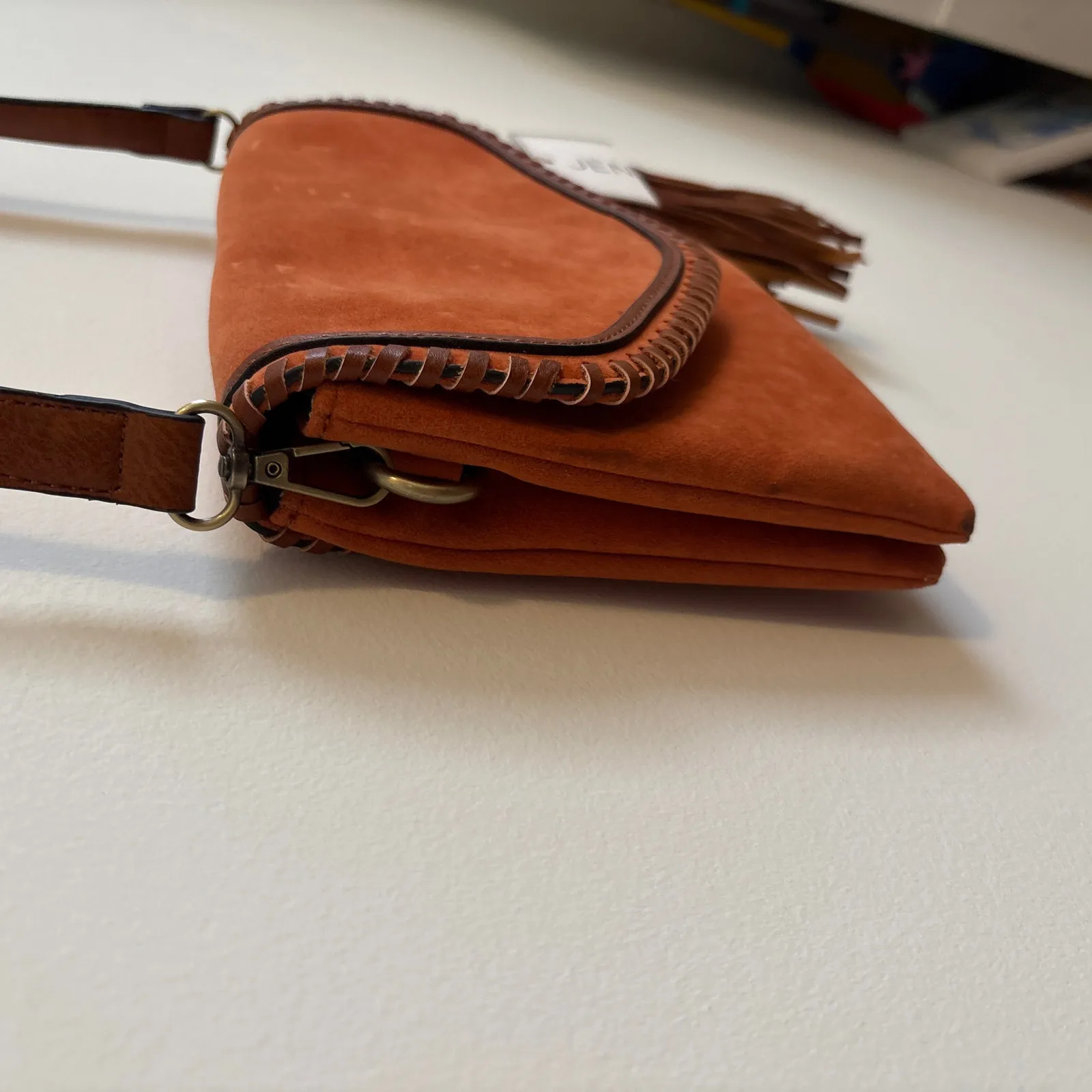 Jen & Co Sloan Vegan Crossbody Faux Suede Envelope Bag Burnt Orange Brown NWT - Image 4