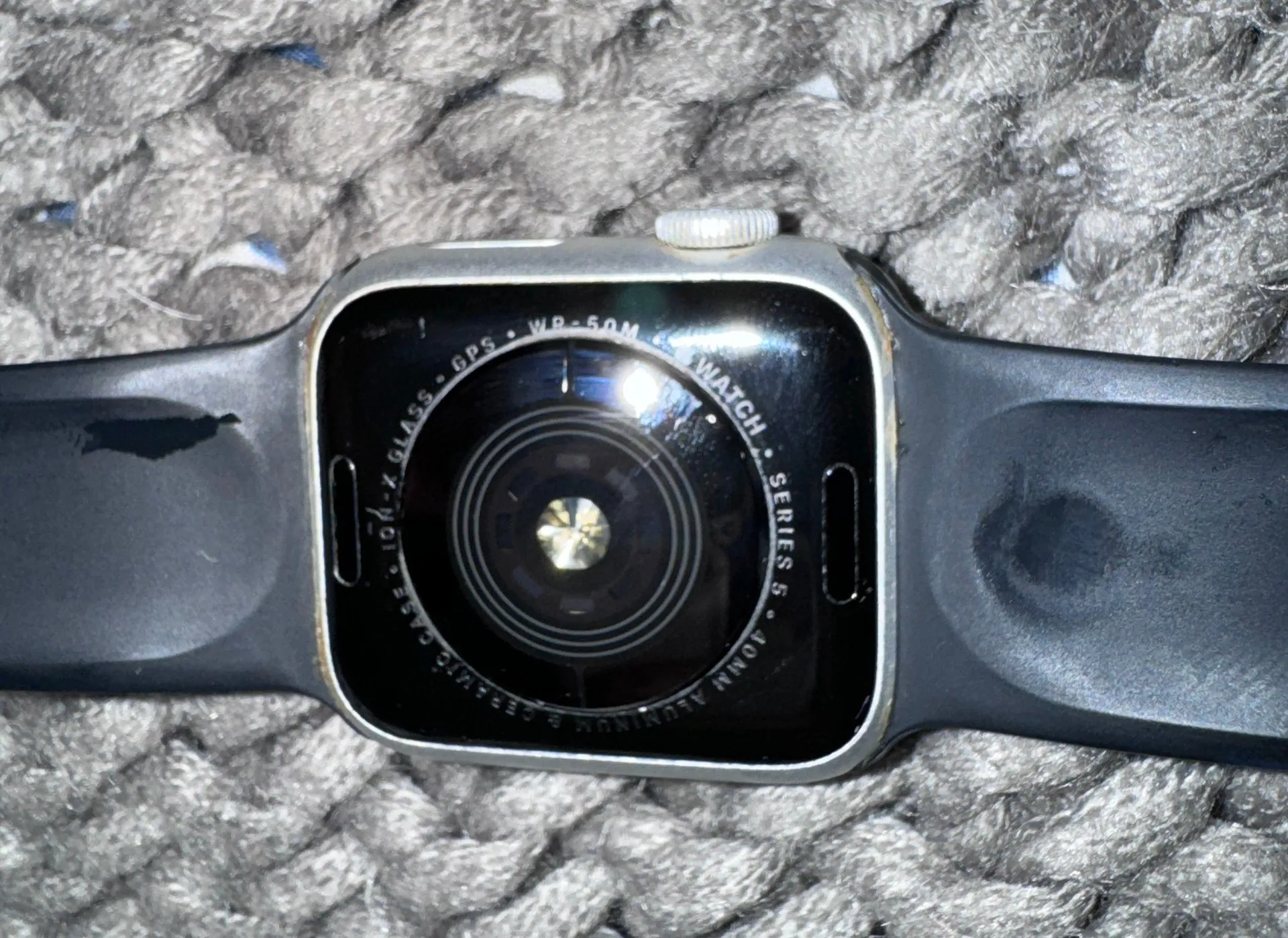 Watch Series 5 - Image 4