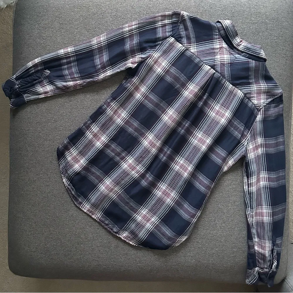 Rails Hunter Button Down Plaid Long Sleeve Shirt Large - Image 6