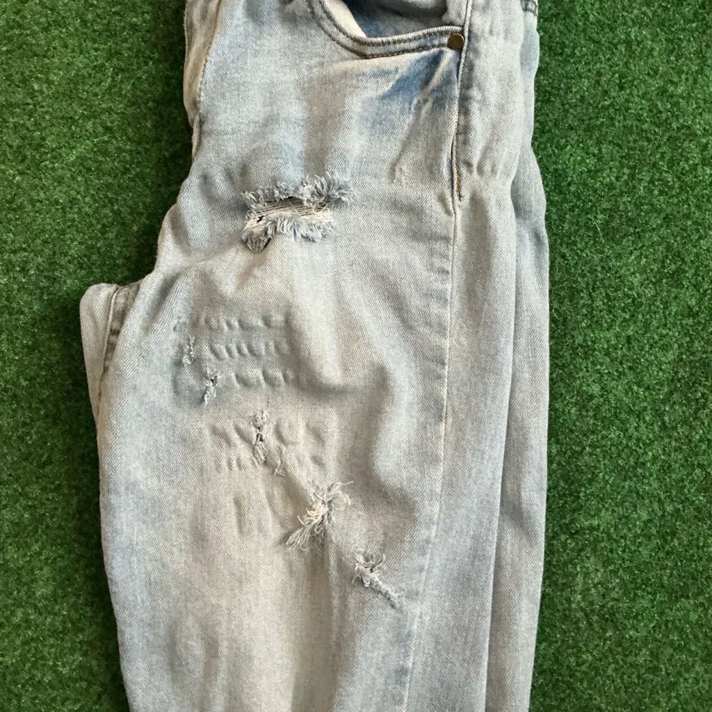 Black Label Distressed Light Blue Women's Jeans size 5 - Image 6