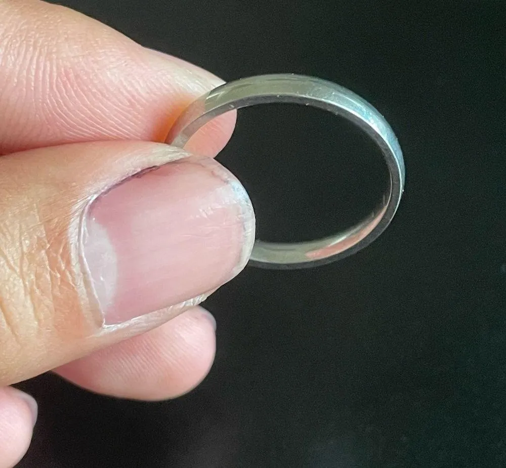 Silver stainless steel ring size 10 - Image 6