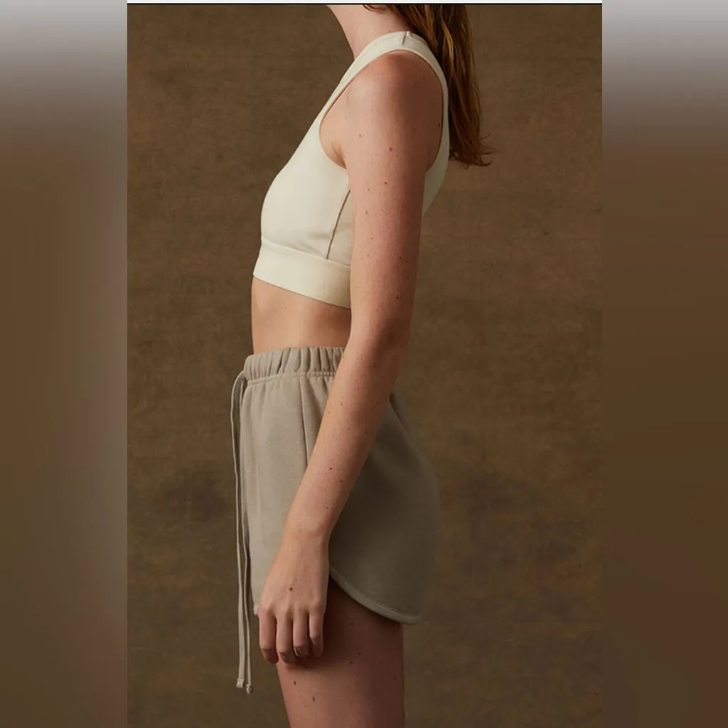 Fear of God Essentials NEW Sweat shorts Smoke Size XXL womens - Image 3