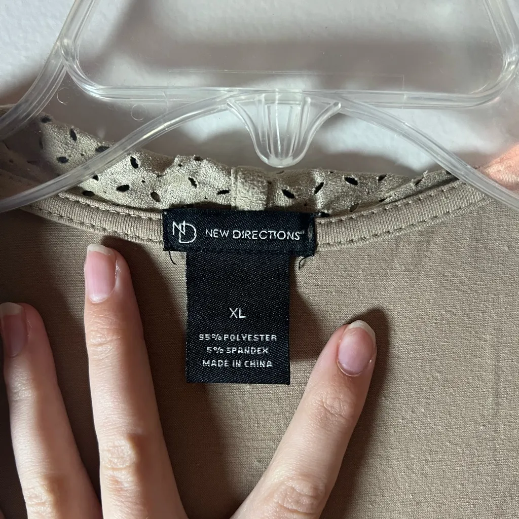 New Directions Cascading Faux Suede Eyelet Laser Cut Draped Open Front Vest XL Brown - Image 3