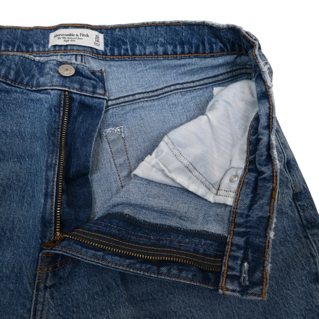 Abercrombie & Fitch Women's 32/14 The 90's Relaxed High Rise Jean - Image 8