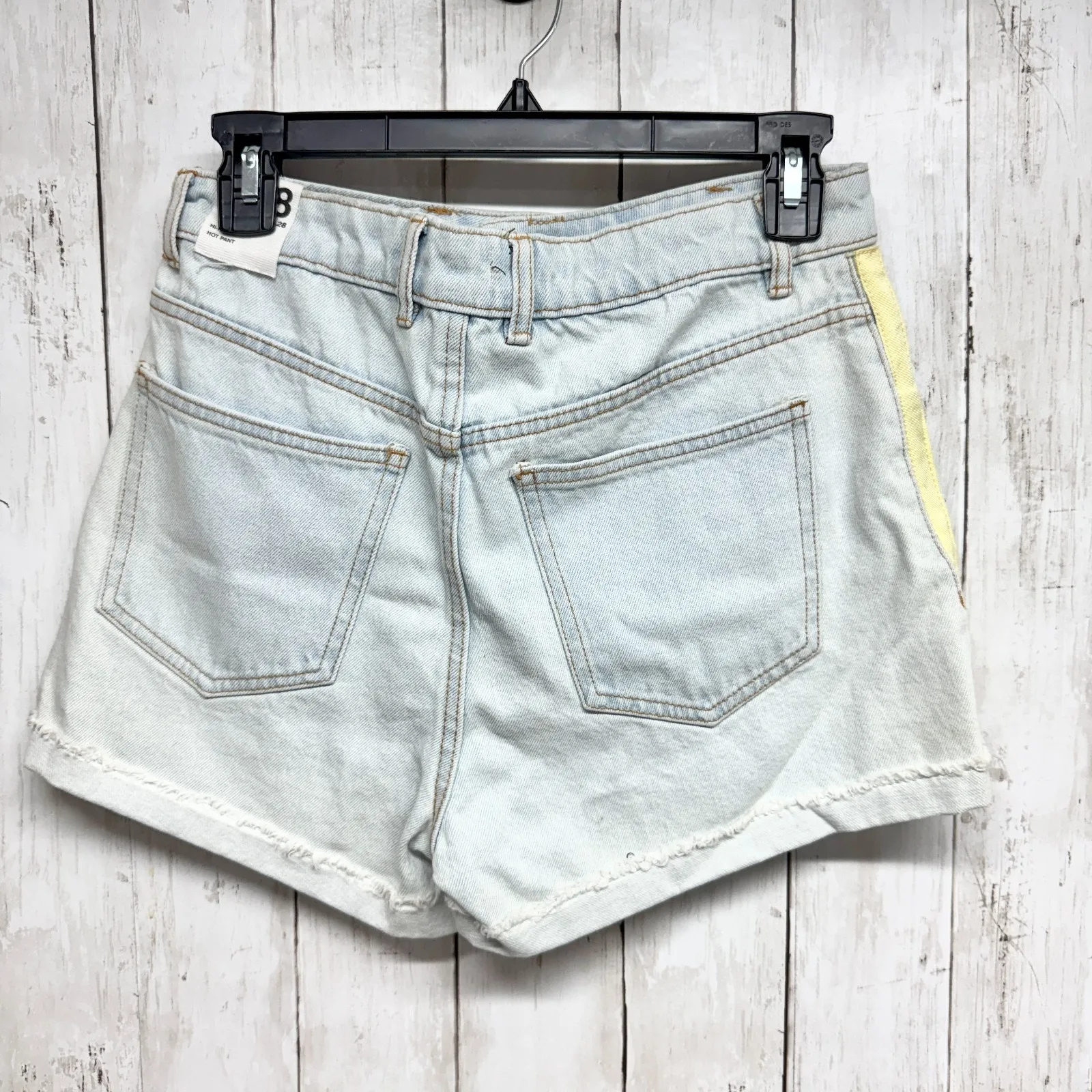 Zara Shorts Women SZ 6 Hi-Rise Hot Pant Light Wash Denim Cuffed Side Stripe NWT - Image 7