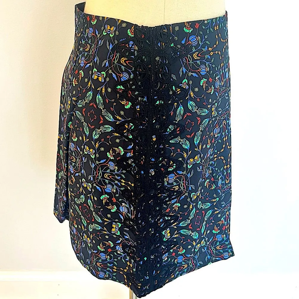 NWT Zara Black Kaleidoscope Floral Print Lace Sides Mini Skirt Size Medium - Image 3