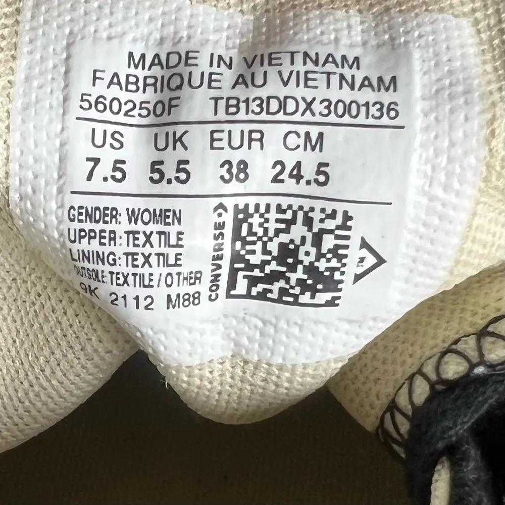 Converse Chuck Taylor All Star Lift Ox Black / White Women's Shoe Size 7.5 - Image 8