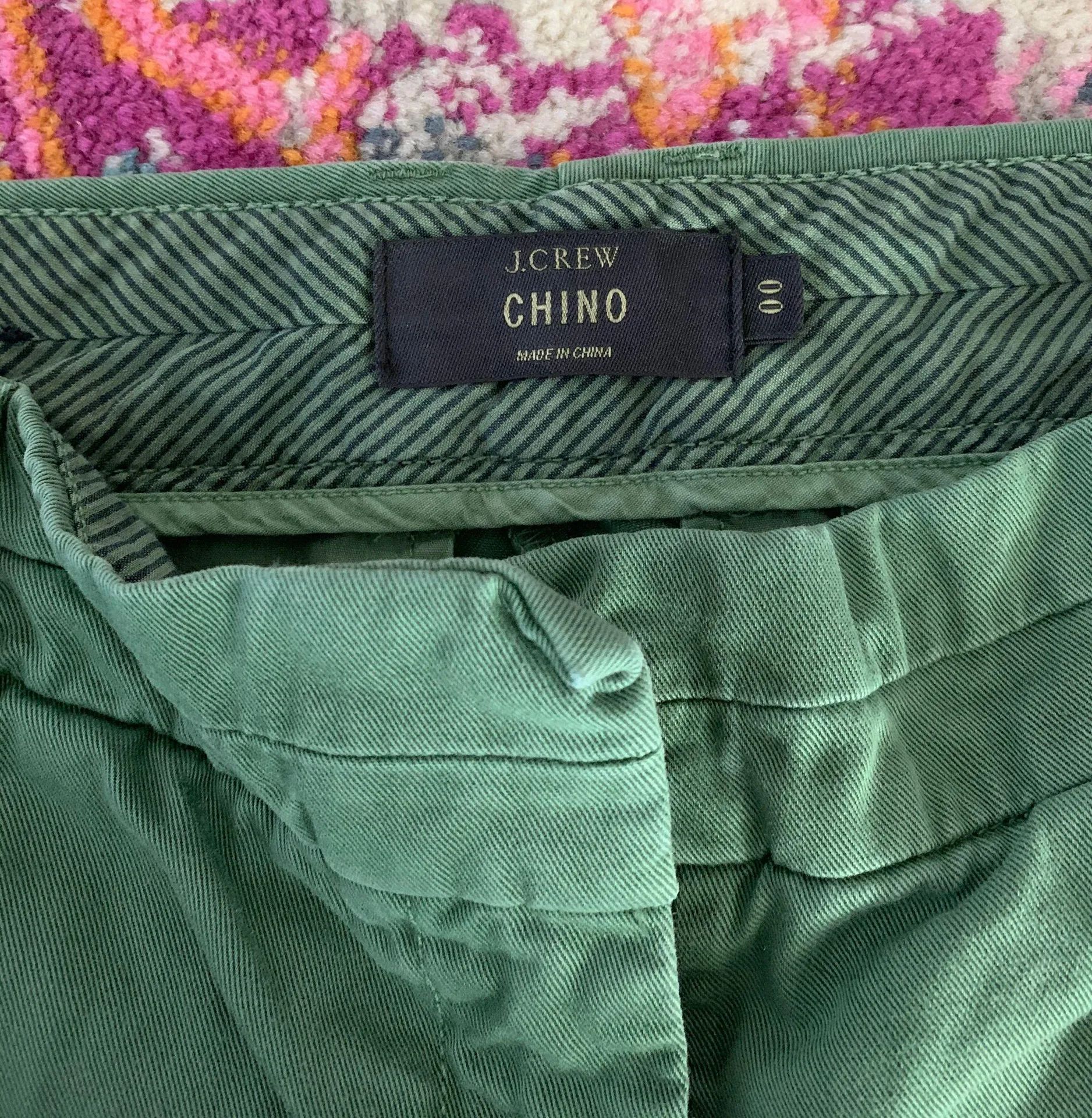 J Crew Green Chino Shorts - Image 4