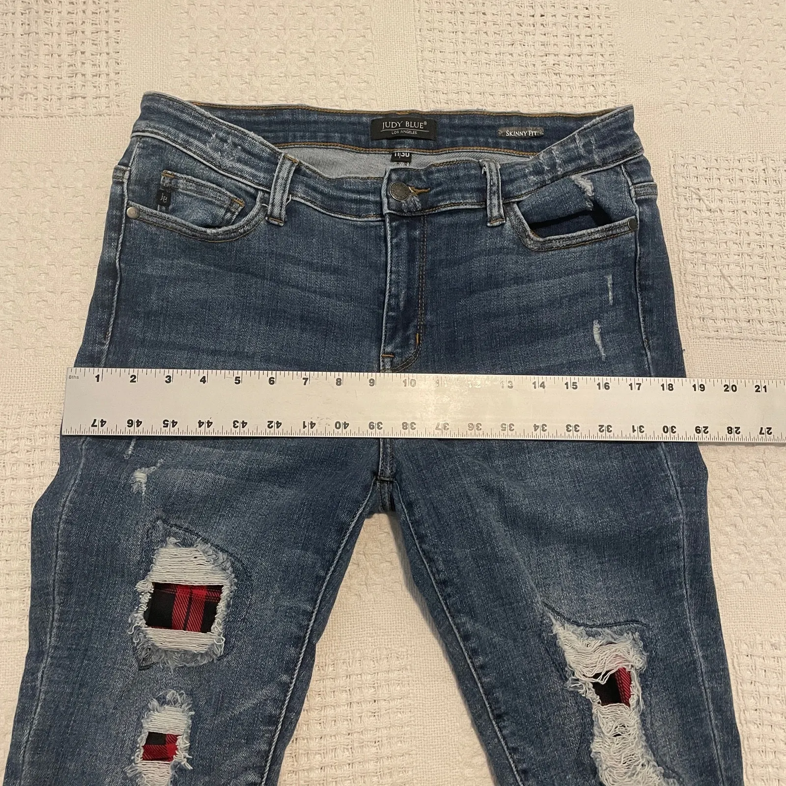 Judy Blue Los Angeles 11/30 skinny fit distressed buffalo plaid jean J2 7072 - Image 6