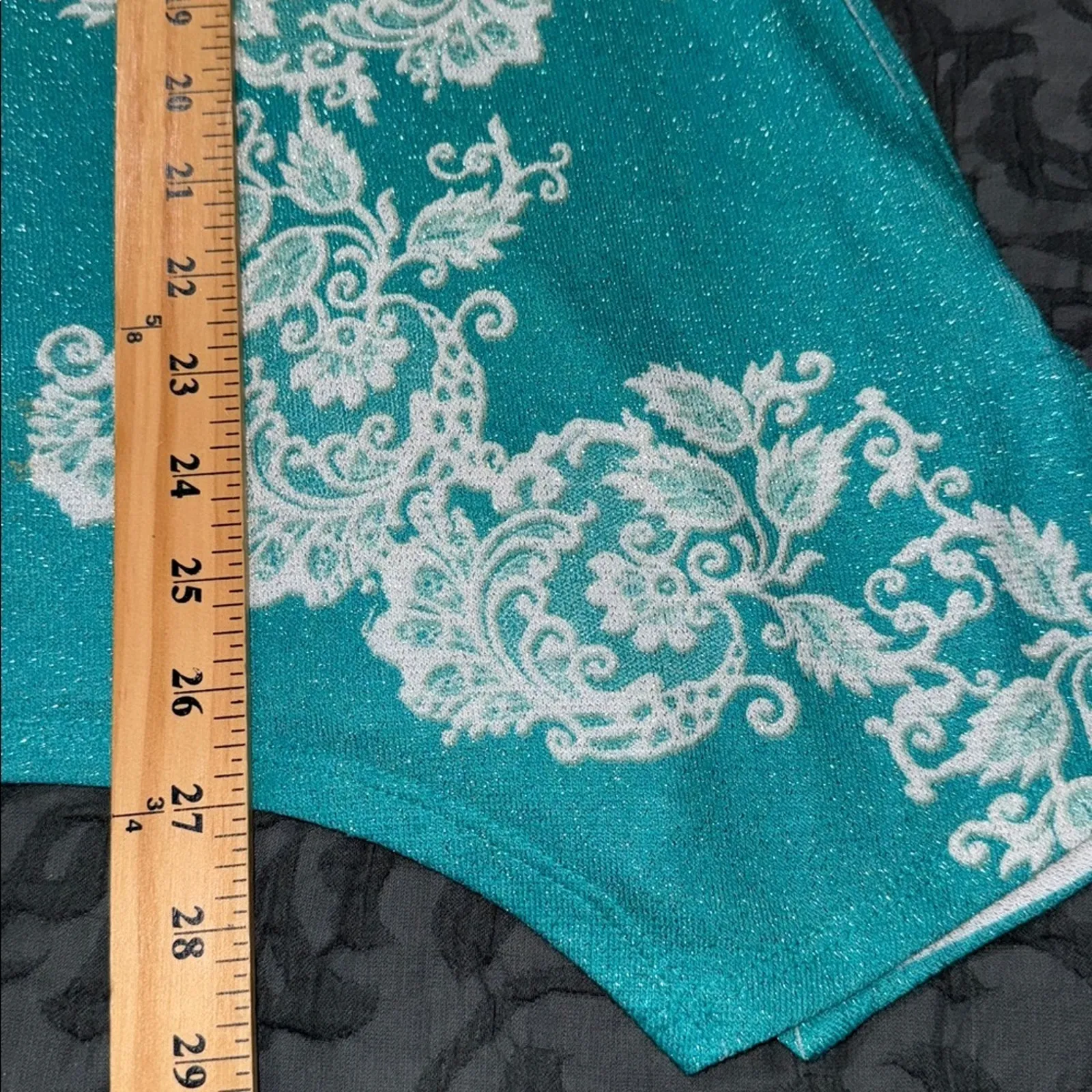 Reba womens size large v-neck teal shark bite hem long sleeve beaded tunic shiny - Image 3