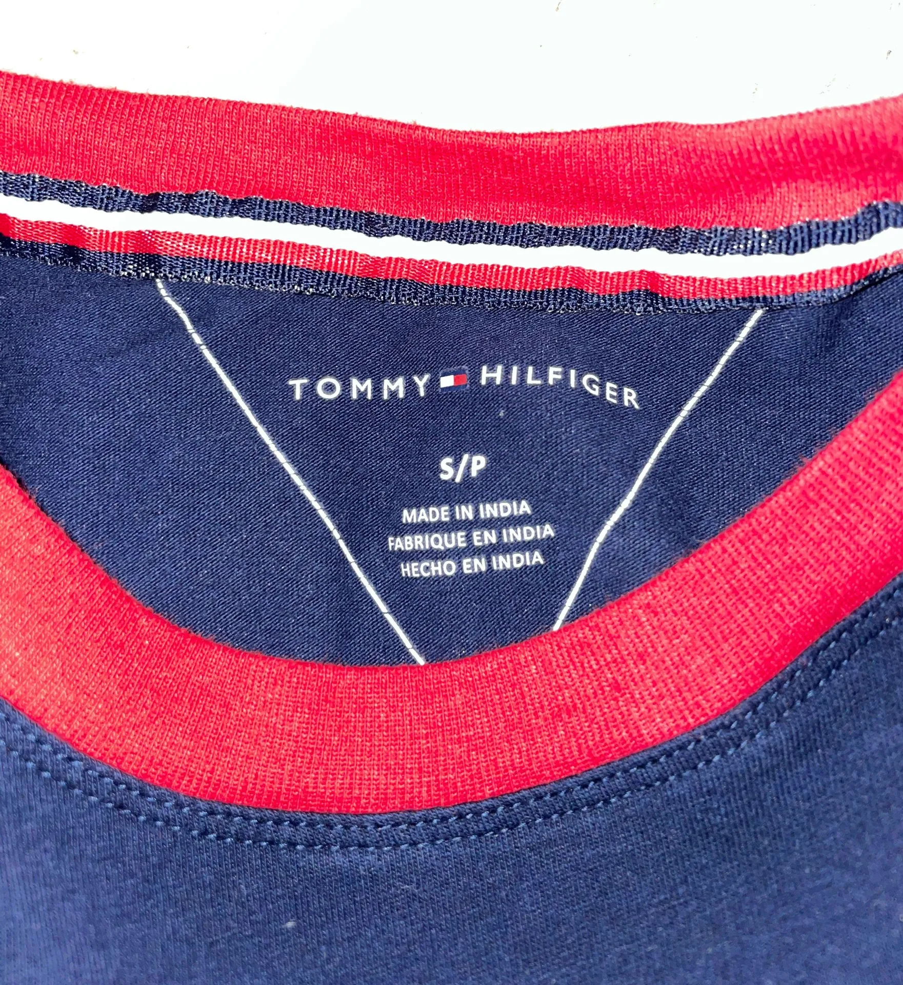 Cropped T-shirt - Image 3