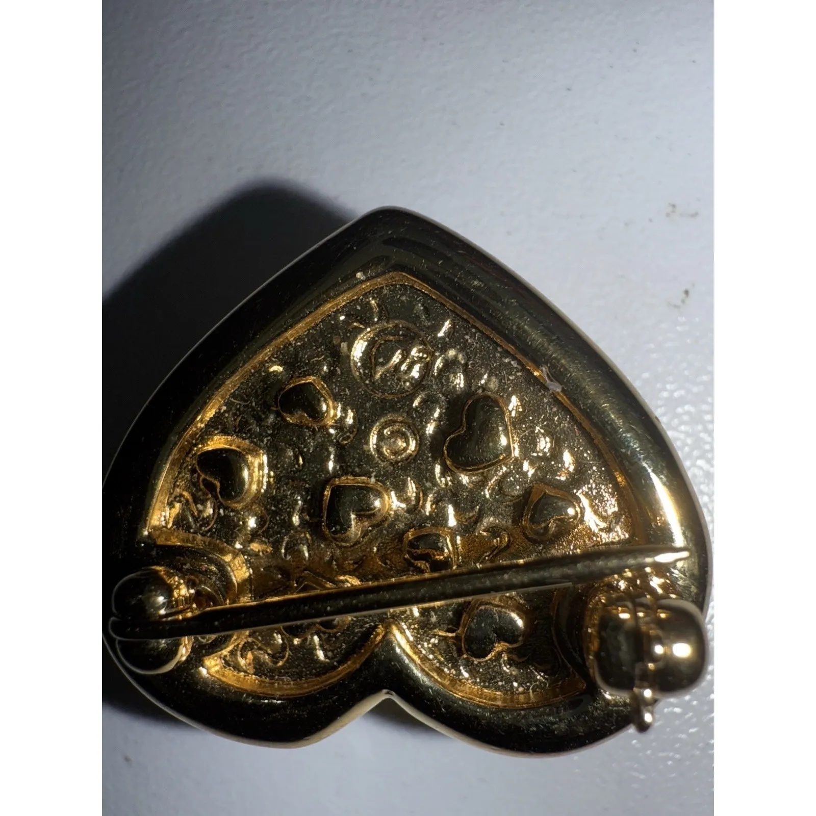 Vintage SWAROVSKI Swan Signed Pave Crystal Gold Tone Heart Brooch Pin - Image 3