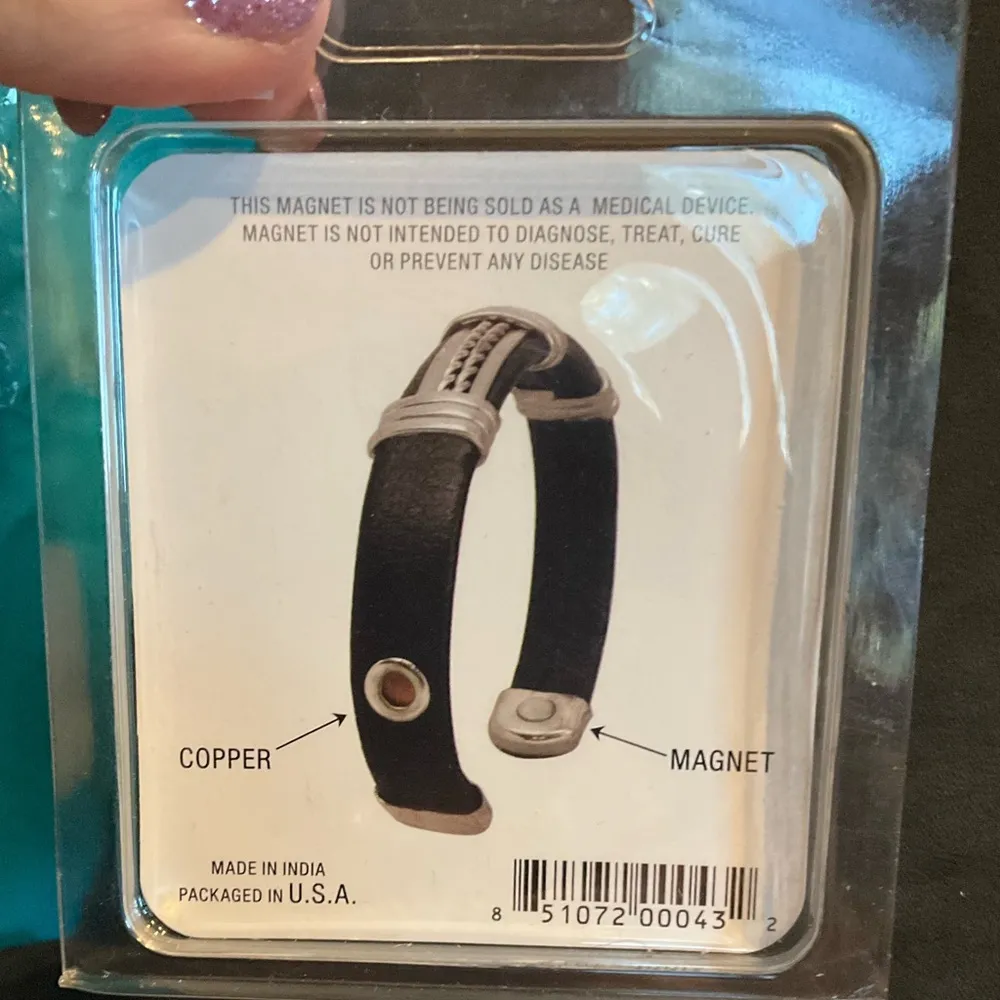 NWT Pure Copper Magnetic Leatherette Bracelet - Image 3