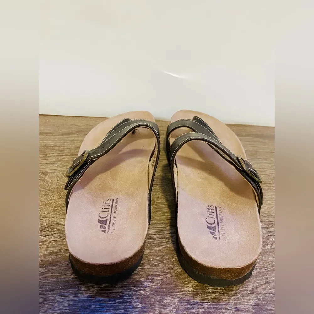 White Mountain Carly signature comfort molded footbed brown buckle sandal size/7 - Image 8