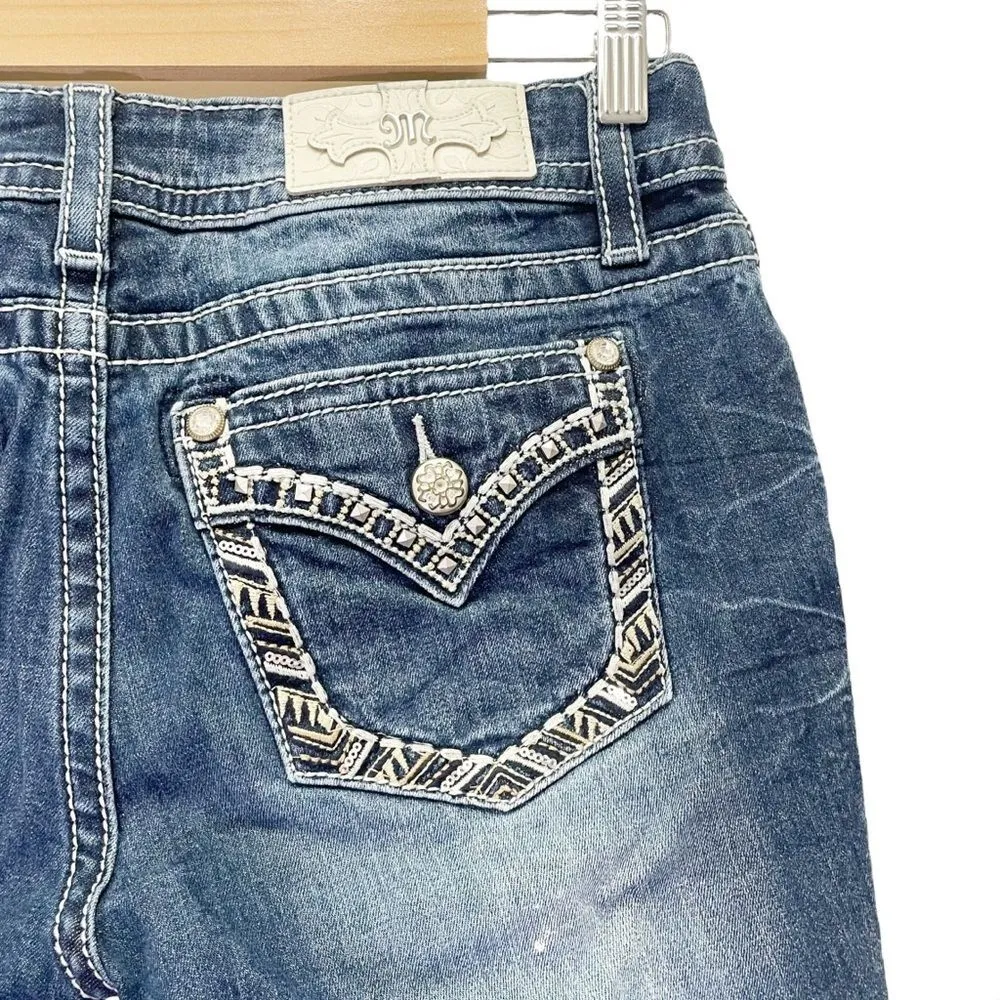 Miss Me Mid-Rise Mid Length Shorts Medium Wash Bling Cut-off Jean Shorts Size 28 - Image 4