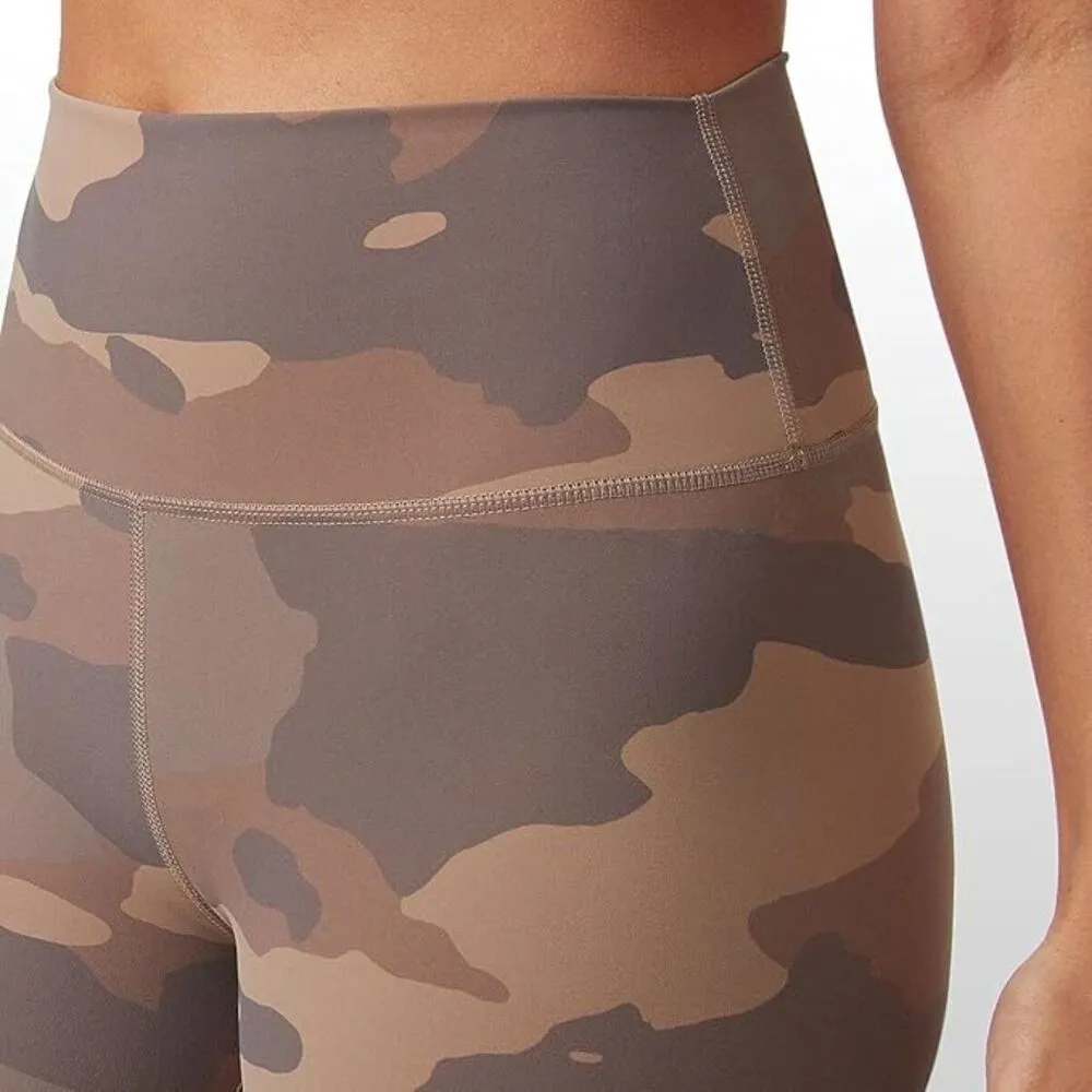 Alo Yoga High Waist Vapor Legging Brown Camouflage Print Size Small - Image 4
