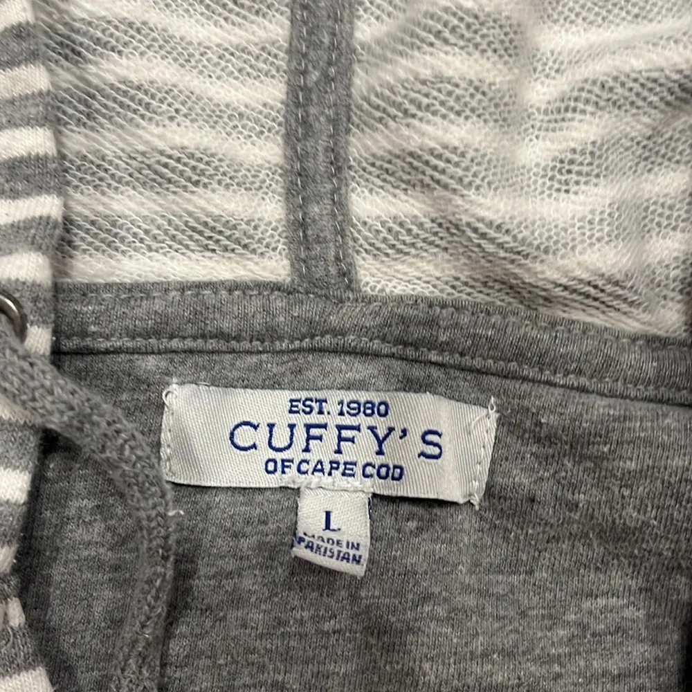 Cuffy’s striped hooded sweatshirt size large. - Image 3
