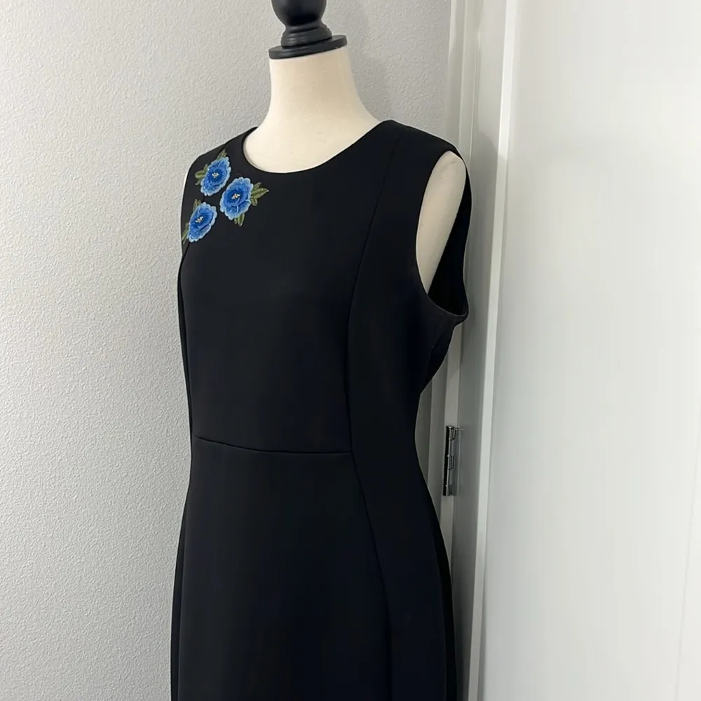 Calvin Klein Size 12 Black Sleeveless Sheath Floral Embroidered Dress - Image 12