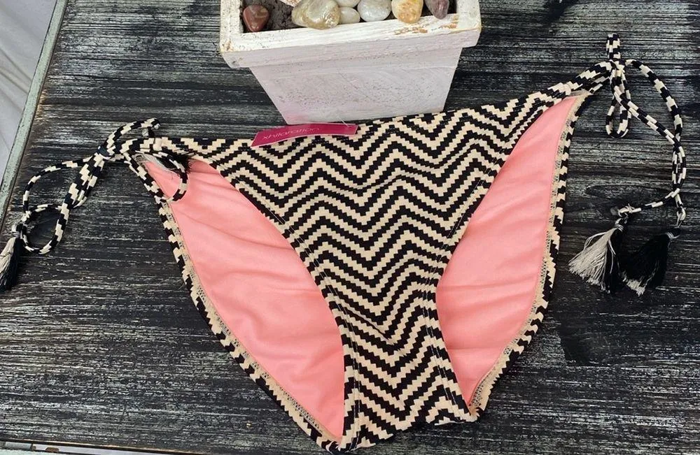 Xhilaration Black & Tan Zig Zag Print Tassel Tie Bikini Bathing Suit Bottom L - Image 4