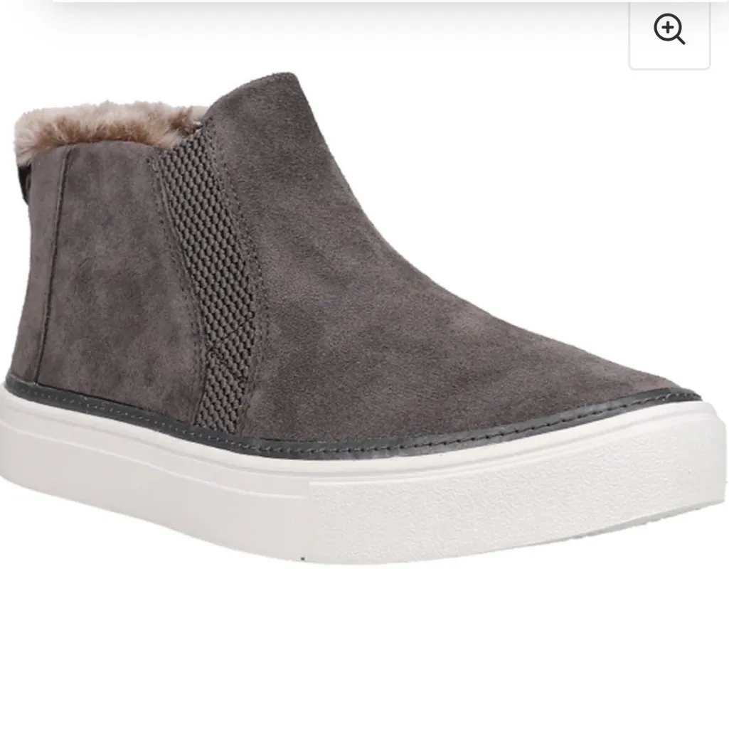 Tom’s Bryce women’s comfort slip on lightweight suede leather WIDEsneakers shoes - Image 3