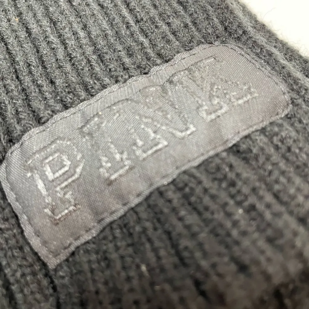 PINK Victoria's Secret Black Knit Scarf - Image 3