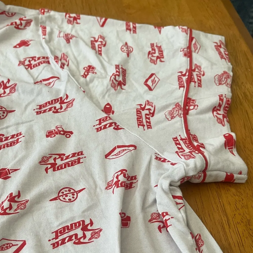 Disney Pixar Pizza Planet Red and White shorts pajamas, size XXL - Image 5