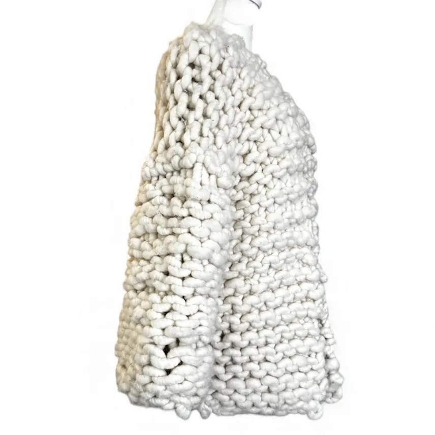 Hand knit, chunky, merino wool cardigan sweater/jacket, approx size M/L White Size L - Image 3