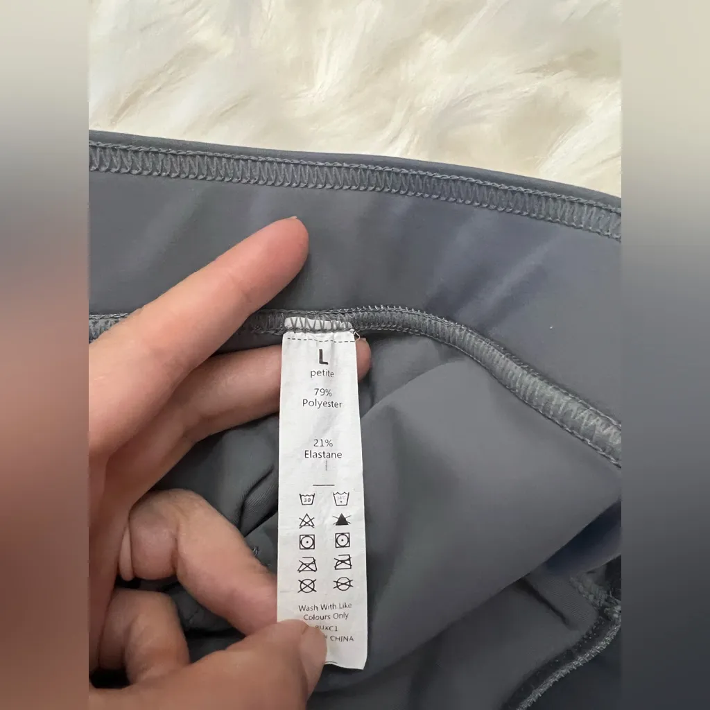 Halara DayStretch High Waisted Straight Leg Pants – Large Petite – Gray - Image 4