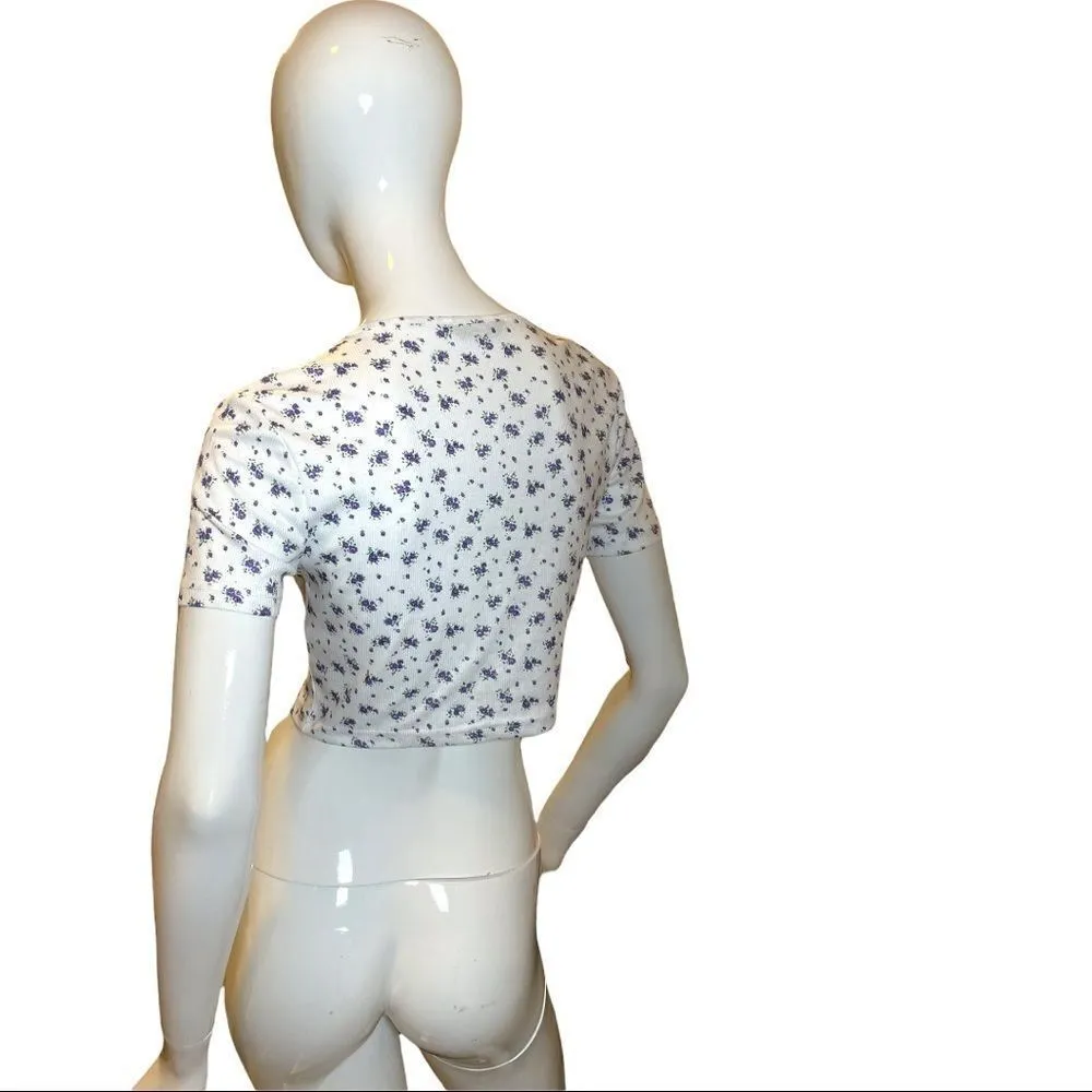 Shein Floral Crossover Crop Top Short Sleeve Purple White - Image 4