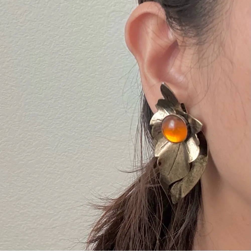 Unique Vintage Unsigned Gold - Image 3