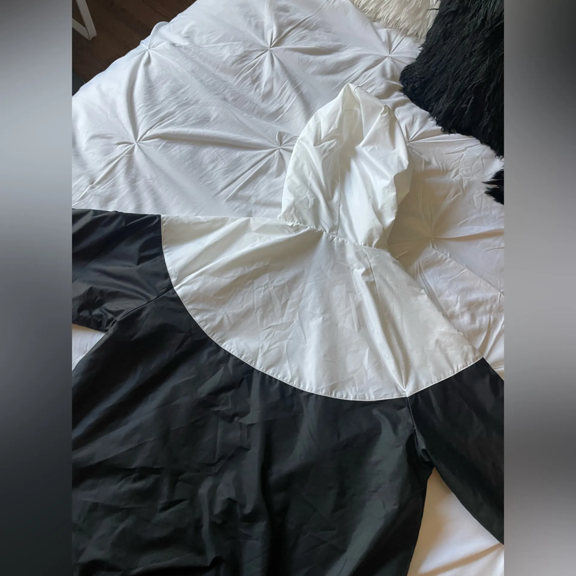 Nike Black and White wind breaker - Image 6