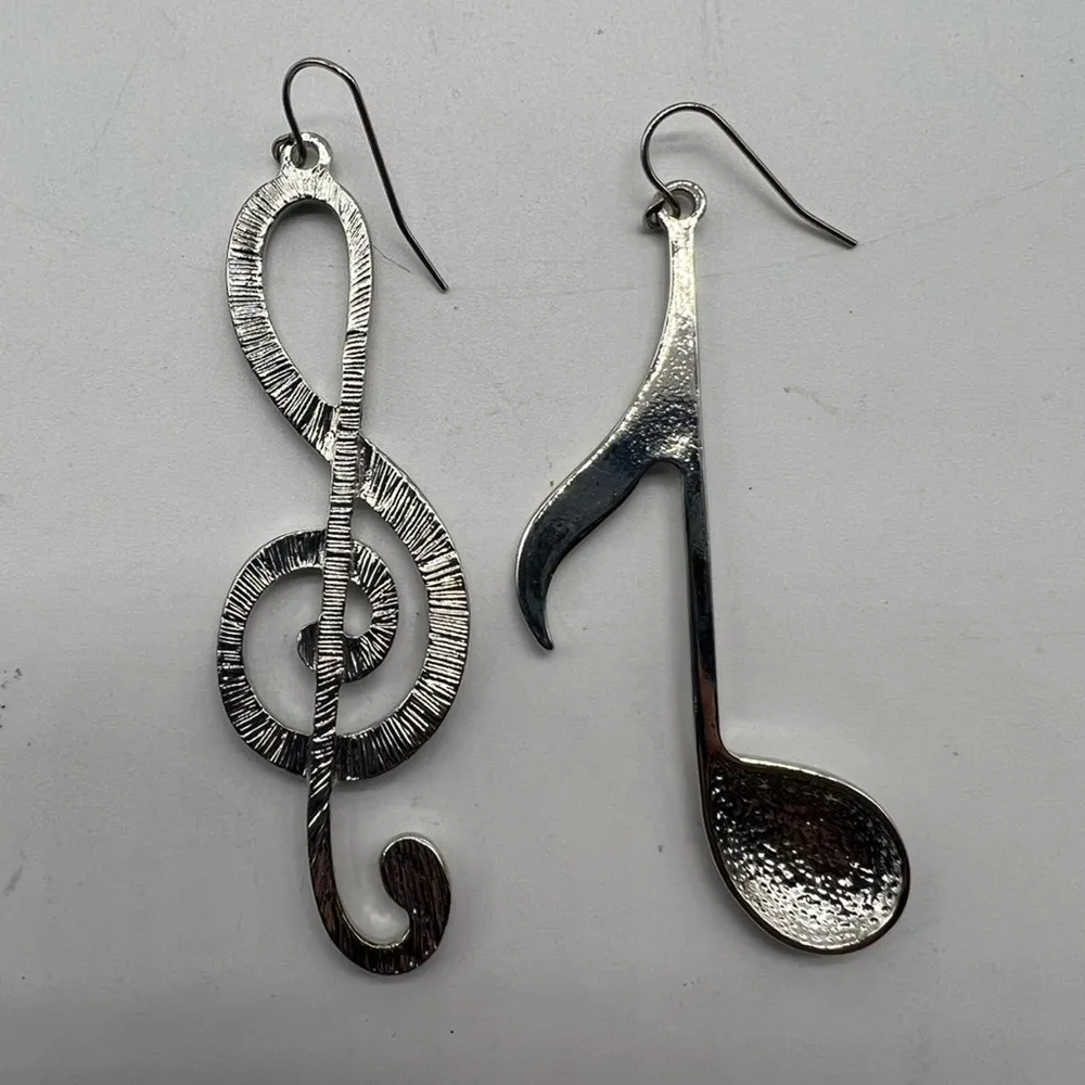 BRAND treble and bass clef music fashion silver earrings - Image 14