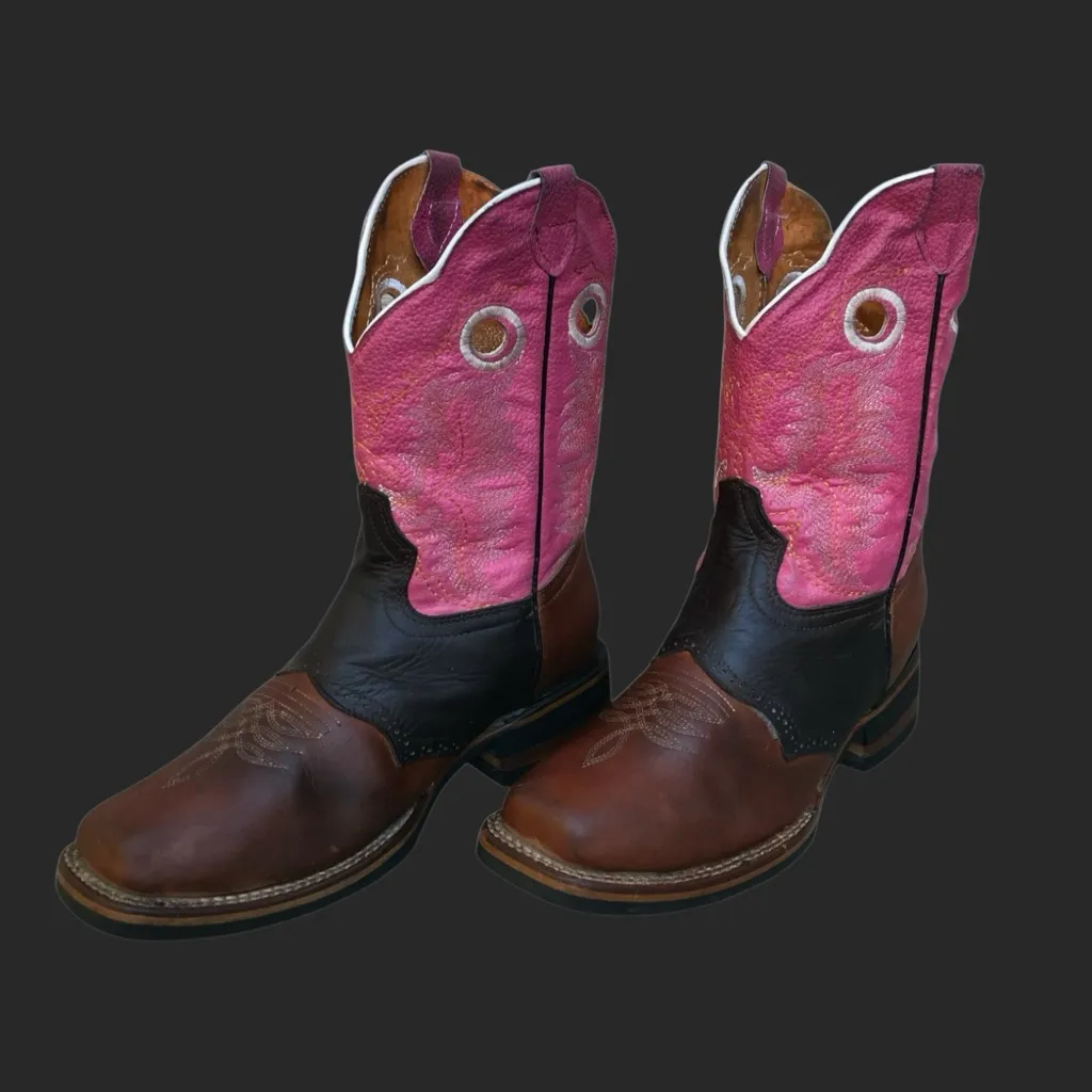 Boots Old Corral Cowboy Leather Colorblock Women’s Size 24 1/2 or women’s 7.5 Pink - Image 2