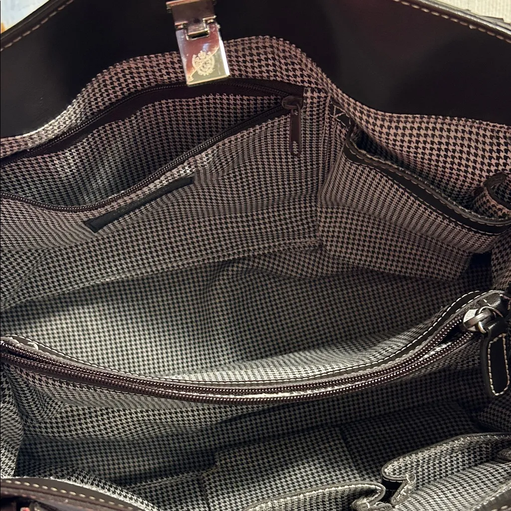 Liz Claiborne Large Dark Brown Tote Bag - Image 9